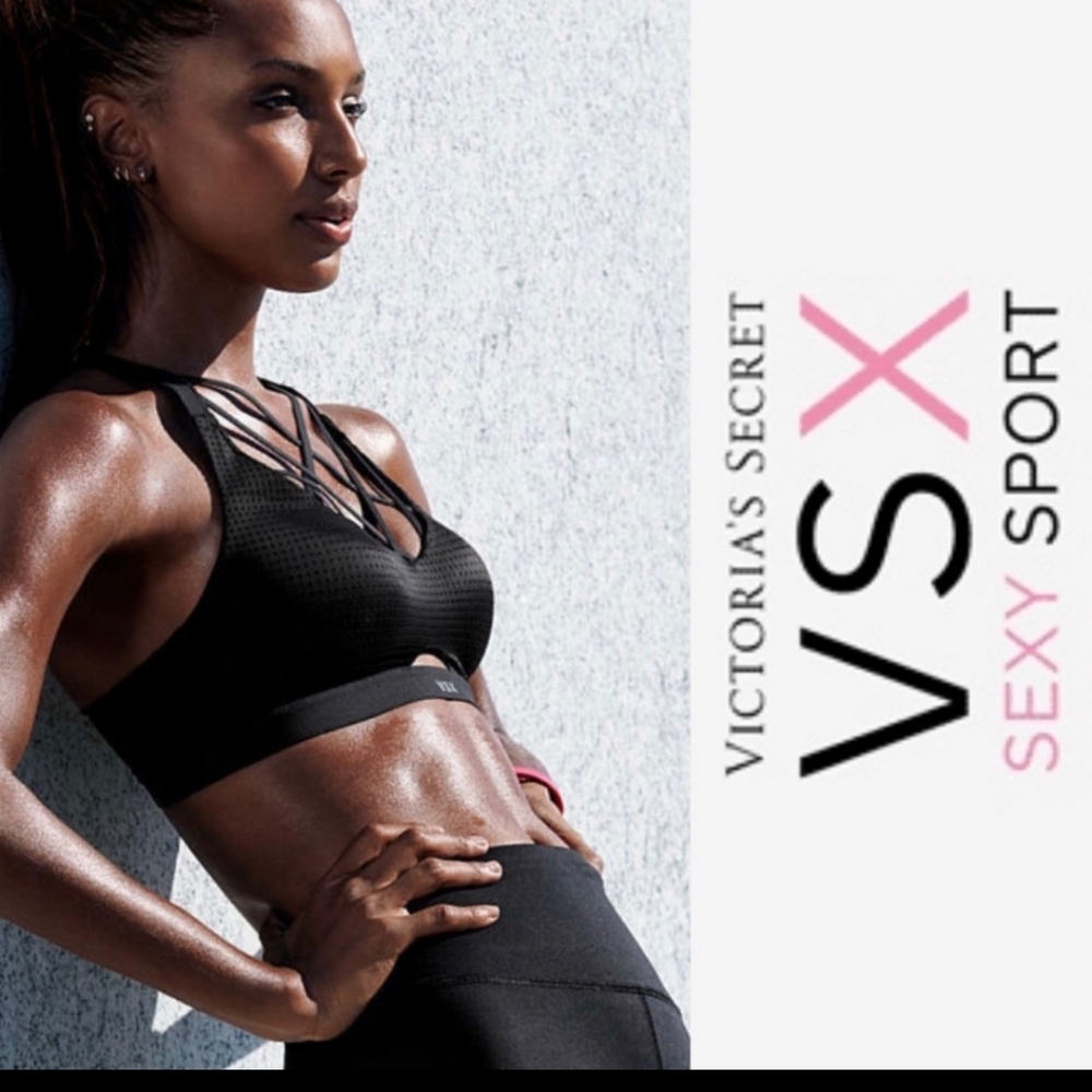 VSX Sport | Black Strappy Mesh Front Cut out Racerback Sports Bra | Size 32C